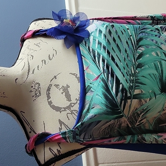 Esperance Paris Multicolored Floral Dress Size small - Picture 3 of 9